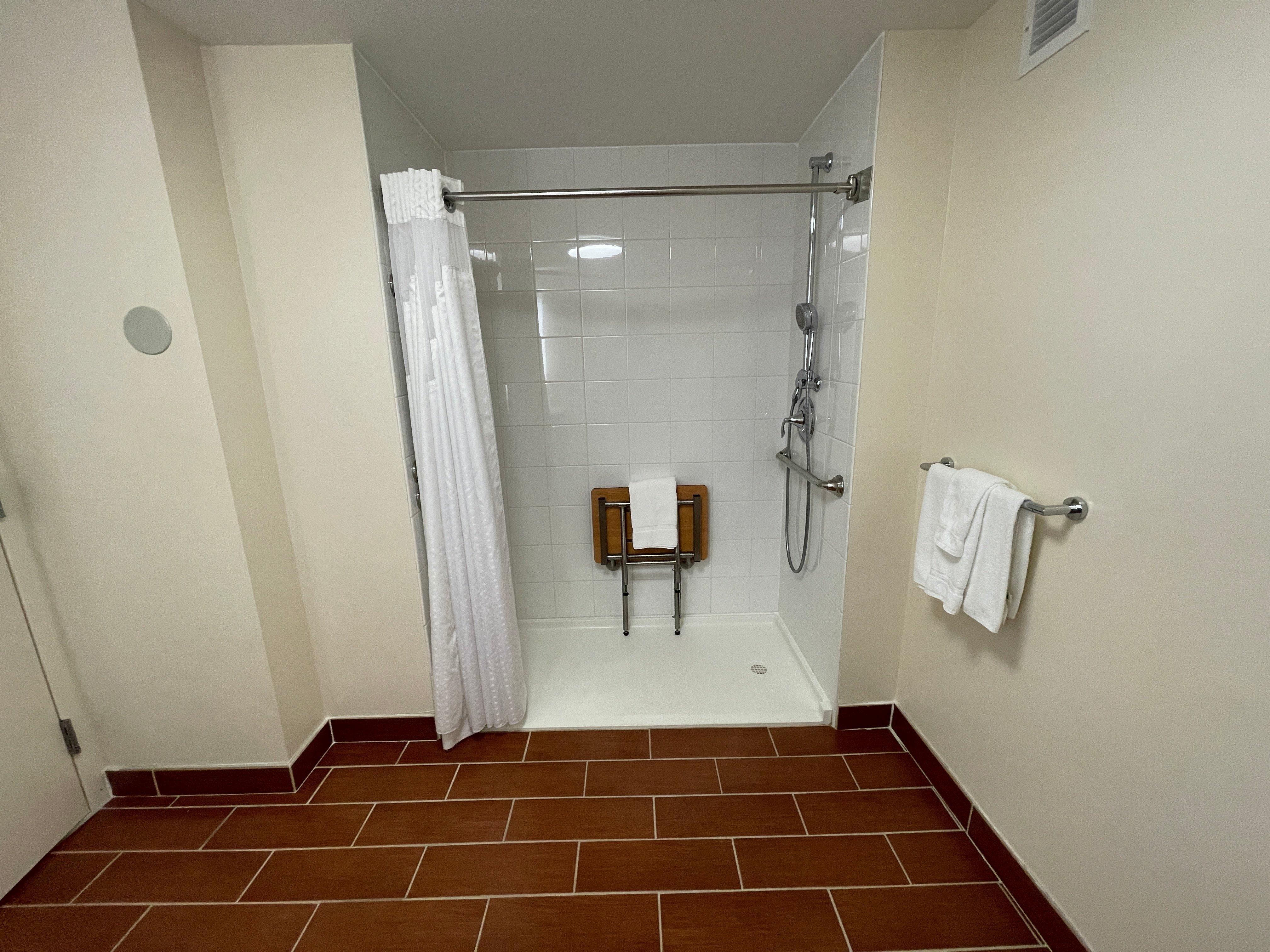 Holiday Inn Bangor By Ihg Esterno foto