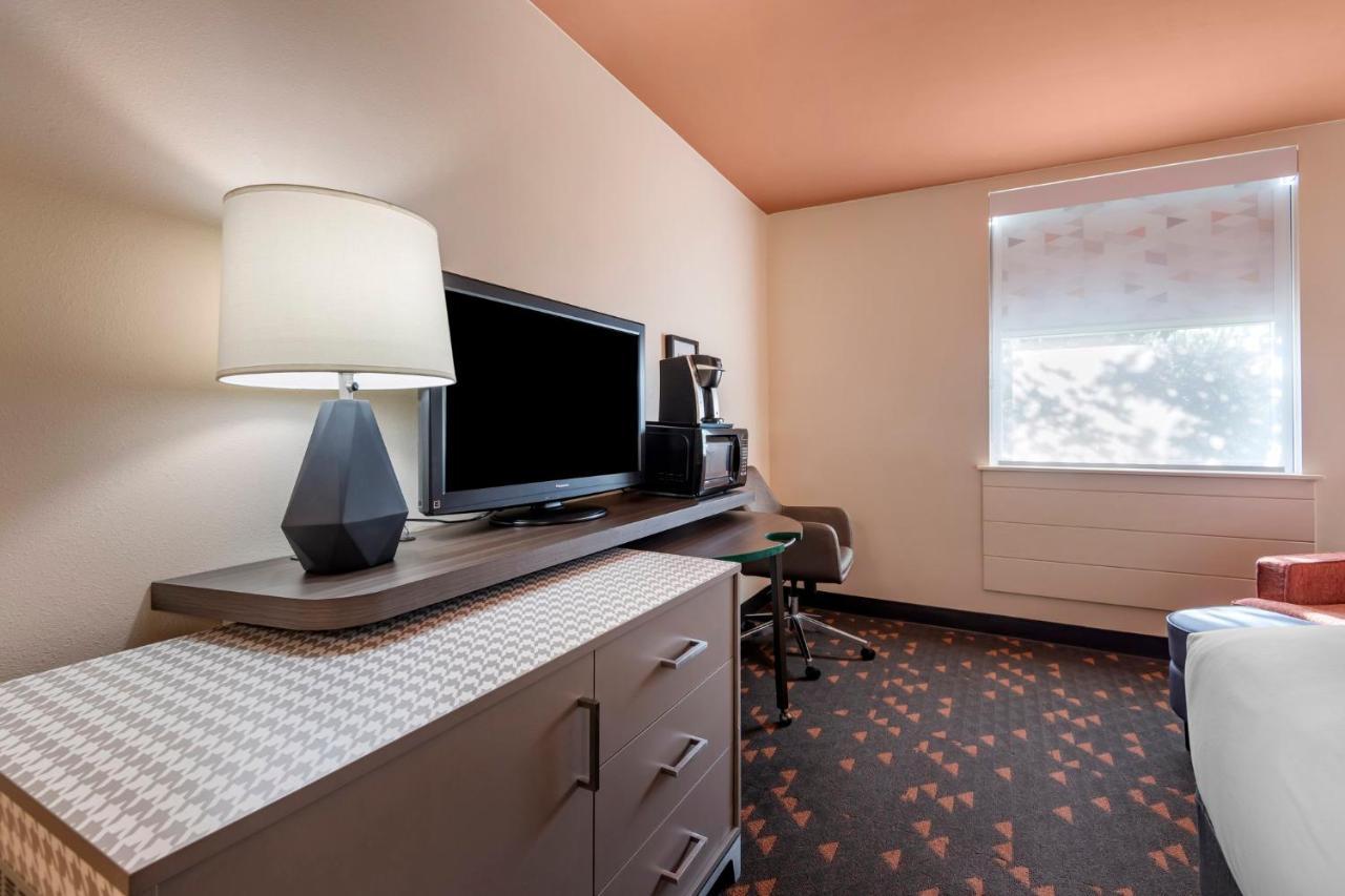 Holiday Inn Bangor By Ihg Esterno foto